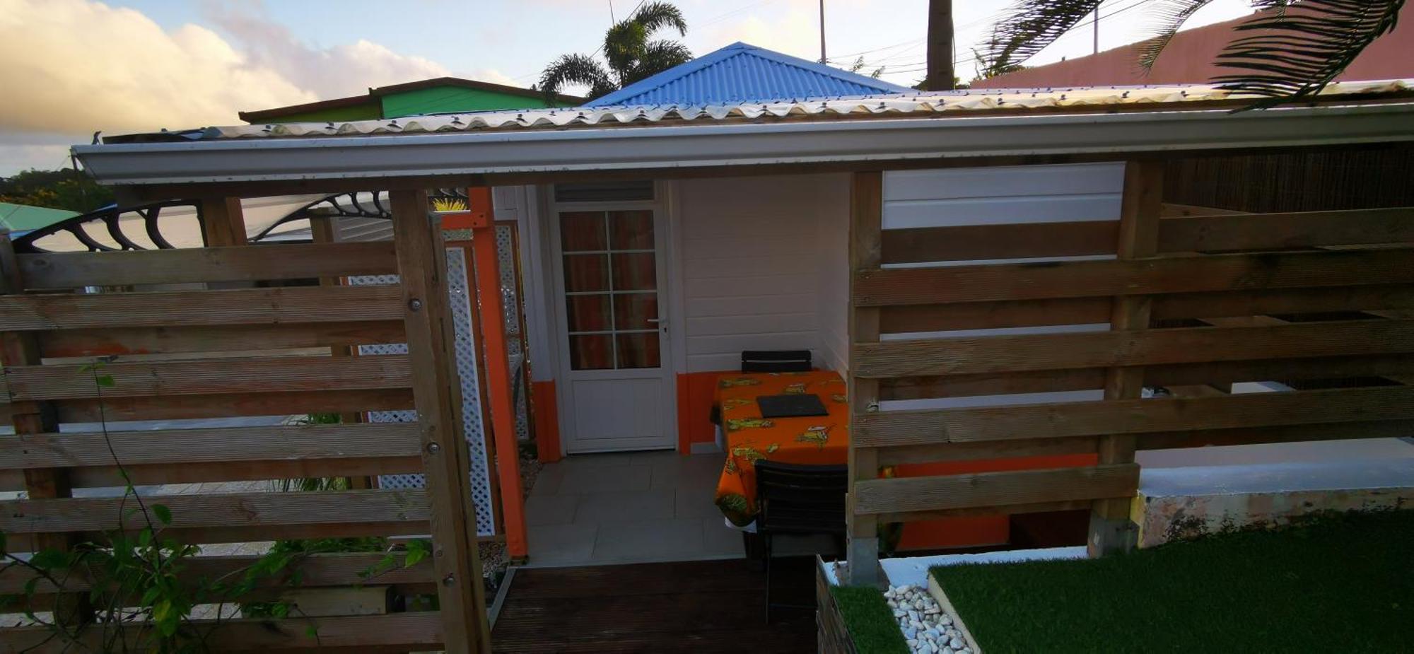 Residence B&L Lagon : Bungalow Corail Sainte-Luce Exterior photo