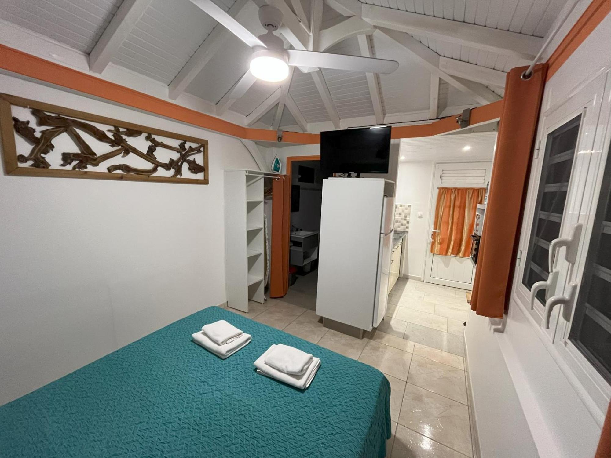 Residence B&L Lagon : Bungalow Corail Sainte-Luce Exterior photo