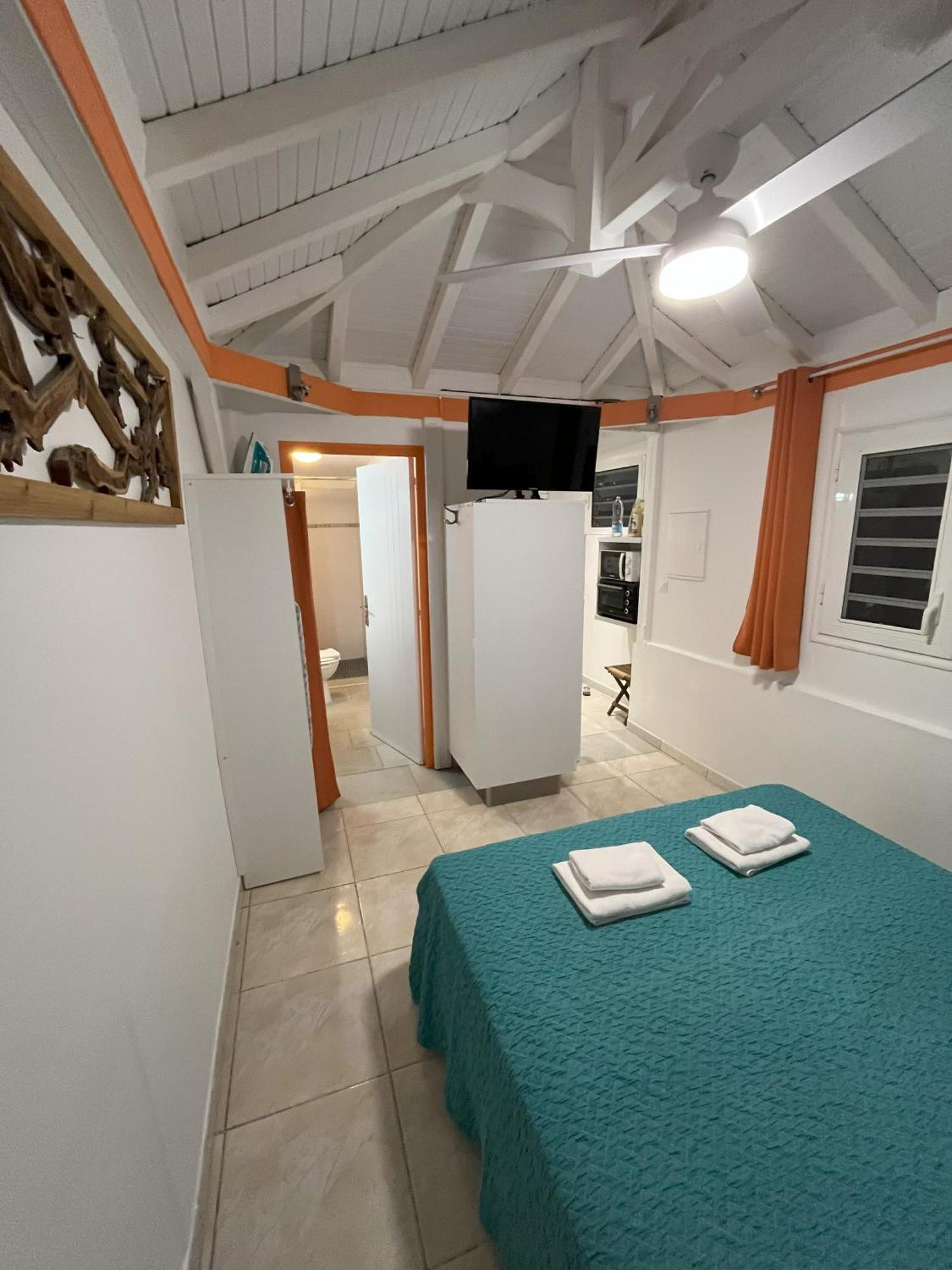 Residence B&L Lagon : Bungalow Corail Sainte-Luce Exterior photo